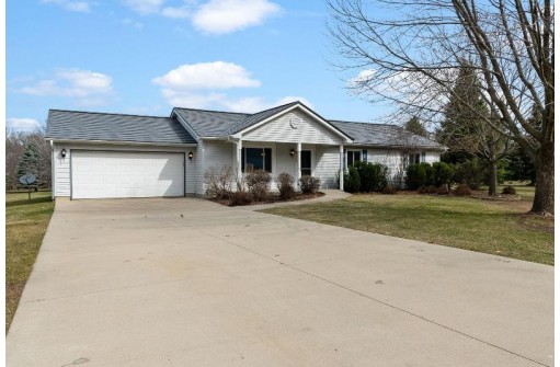 W7728 Patchin Road, Pardeeville, WI 53954