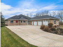 3101 Course View Drive, Stoughton, WI 53589