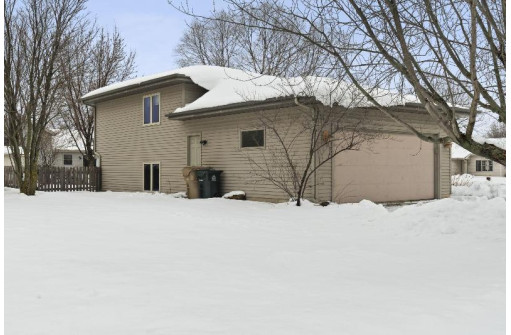 7202 Iris Bloom Drive, Madison, WI 53719