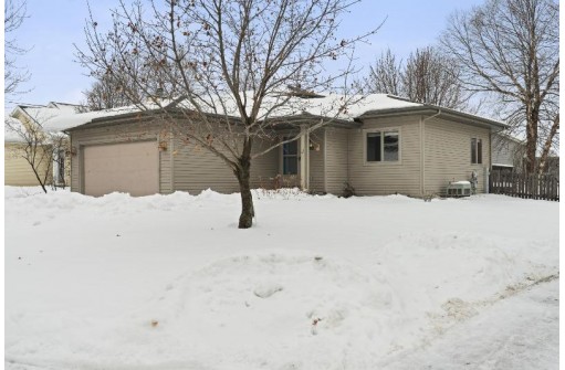 7202 Iris Bloom Drive, Madison, WI 53719