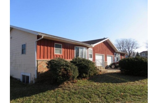 314 Eilbes Court, Beaver Dam, WI 53916