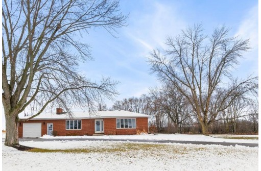 N7786 County Road A, Berlin, WI 54923