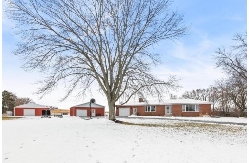 N7786 County Road A, Berlin, WI 54923