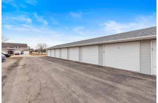 360 Sunset Road 2, Columbus, WI 53925