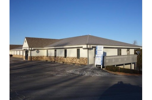 1250 Highway 151 A-1, Platteville, WI 53818