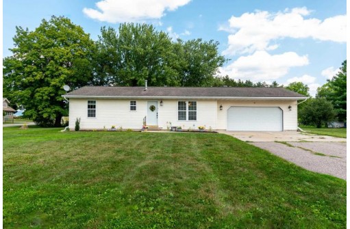 S8010 Maple Park Road, Prairie Du Sac, WI 53578