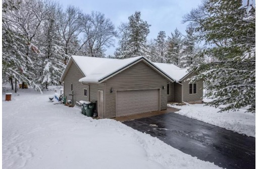 S2124 Pine View Court, Baraboo, WI 53913