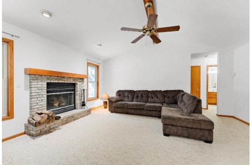 S2124 Pine View Court, Baraboo, WI 53913