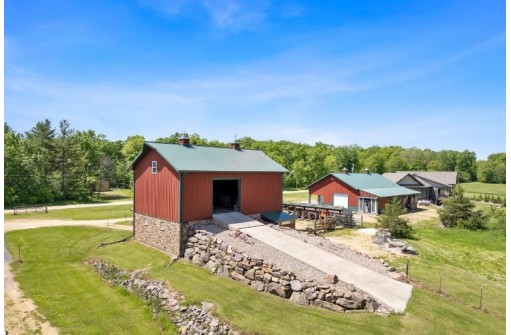 E7818A Schara Road, North Freedom, WI 53951