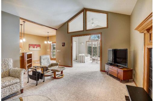 1206 Atcheson Avenue, Sun Prairie, WI 53590