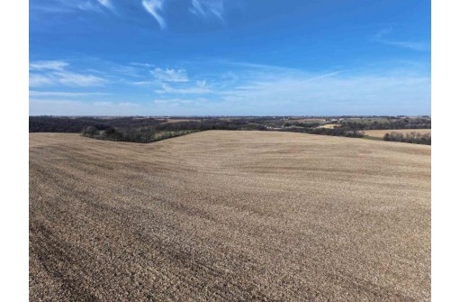 2498 County Road E, Mineral Point, WI 53565