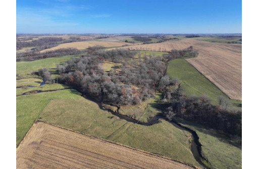 2498 County Road E, Mineral Point, WI 53565