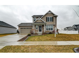 898 Yellowwood Place Sun Prairie, WI 53590