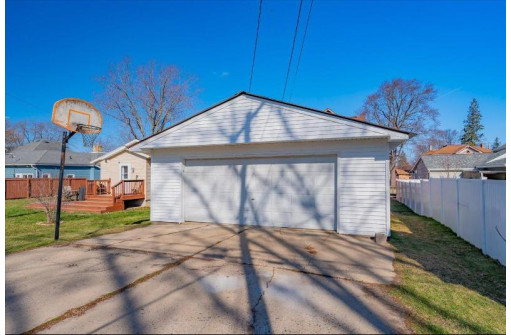 126 E Howard Street, Portage, WI 53901