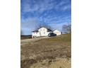 N8176 Kelly Road, Brooklyn, WI 53521