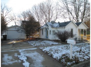 489 W 3rd Street Richland Center, WI 53581