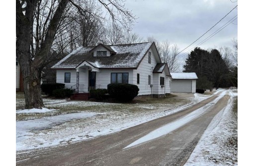 131 E Prospect Street, Lyndon Station, WI 53944