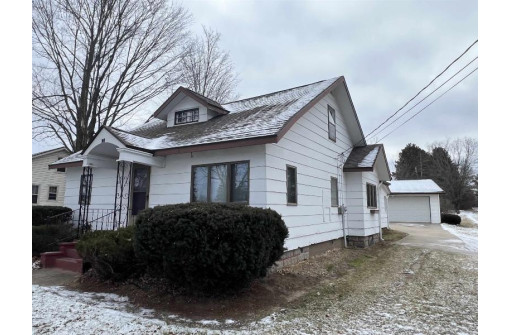 131 E Prospect Street, Lyndon Station, WI 53944