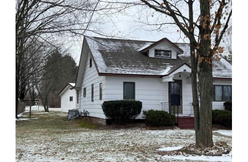 131 E Prospect Street, Lyndon Station, WI 53944