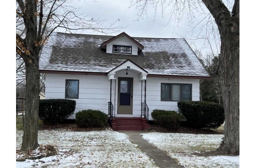 131 E Prospect Street, Lyndon Station, WI 53944