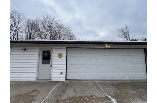 131 E Prospect Street, Lyndon Station, WI 53944