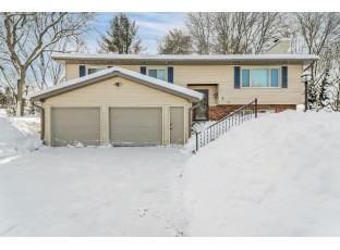 1 E Spyglass Court Madison, WI 53717