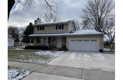 5101 Pebblebrook Drive, Madison, WI 53716