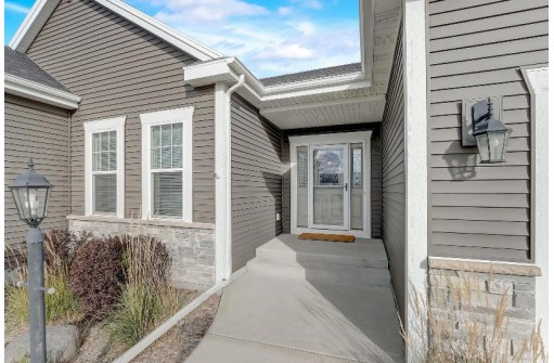 413 Crescendo Drive, Sun Prairie, WI 53590