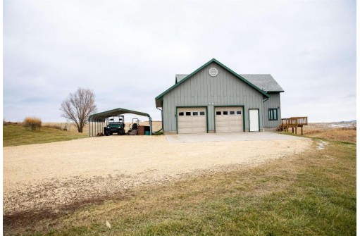 9505 Highway 133, Cassville, WI 53806