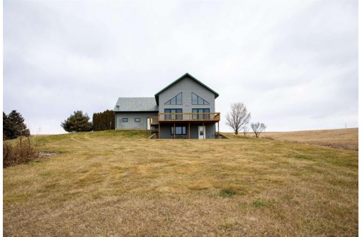 9505 Highway 133, Cassville, WI 53806