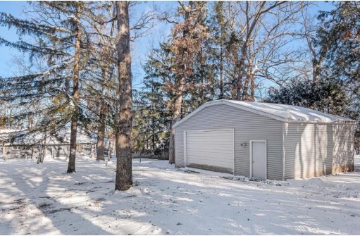 W1546 Sandstone Avenue, Green Lake, WI 54941-0000