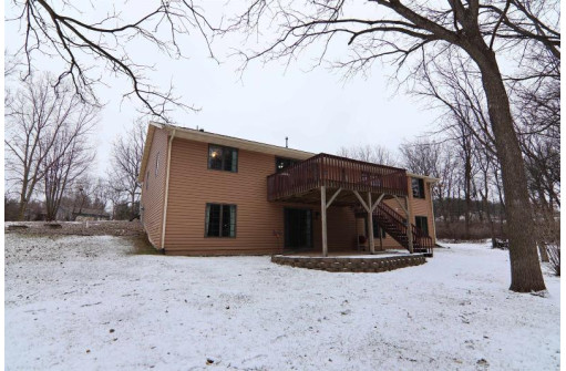 4944 N Old Orchard Drive, Janesville, WI 53545