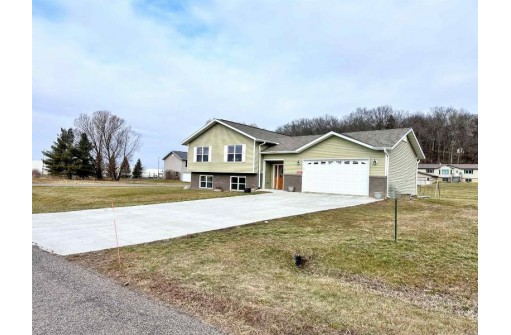 62023 Sugar Loaf Trail, Prairie Du Chien, WI 53821