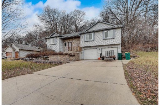 229 Yarrow Hill Drive, Cottage Grove, WI 53527