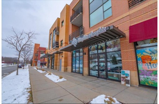 555 S Midvale Boulevard 303, Madison, WI 53711