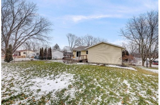 112 Seminole Way, DeForest, WI 53532