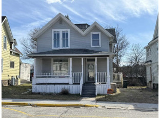 156 Vine Street Reedsburg, WI 53959