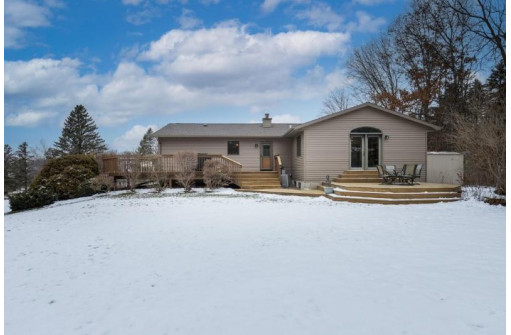 3771 Sunny Wood Drive, DeForest, WI 53532