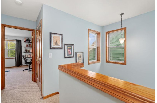 1611 O'Keeffe Avenue, Sun Prairie, WI 53590