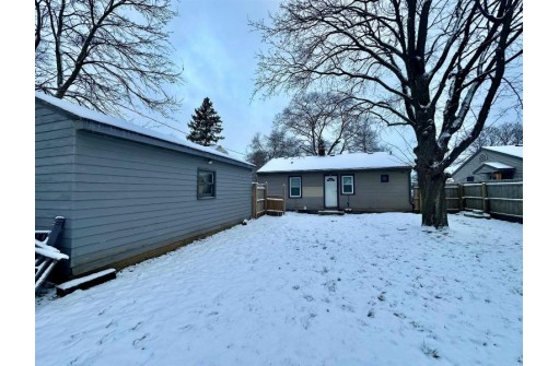 1728 Vernon Avenue, Beloit, WI 53511-1635