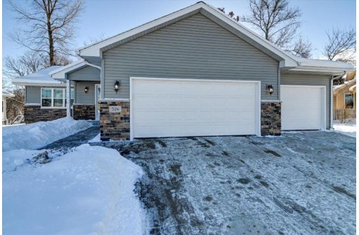 526 Simonson Street, Deerfield, WI 53531