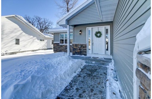 526 Simonson Street, Deerfield, WI 53531