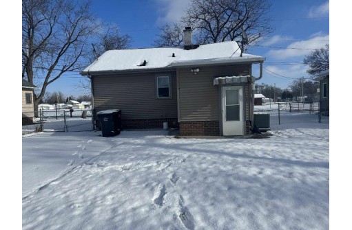 1722 Dewey Avenue, Beloit, WI 53511