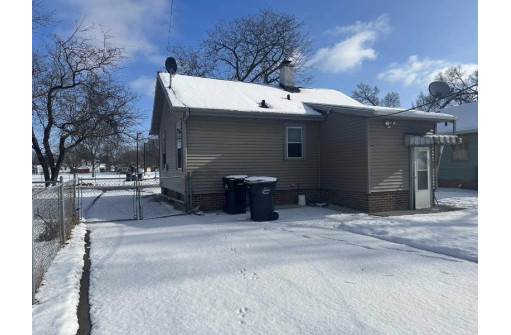 1722 Dewey Avenue, Beloit, WI 53511