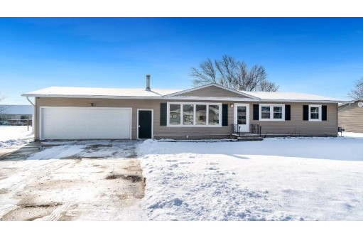 738 E Columbine Drive, Beloit, WI 53511