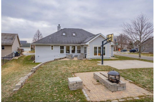 426 Wyalusing Drive, Madison, WI 53718