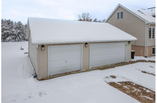 N9871 Padre Pio Drive, Necedah, WI 54646