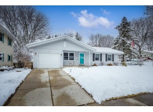 4910 Hamlet Place Madison, WI 53714