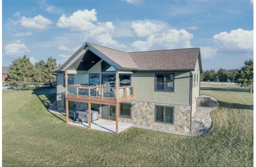 N7433 Quiet Water Court, New Lisbon, WI 53950