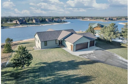 N7433 Quiet Water Court, New Lisbon, WI 53950